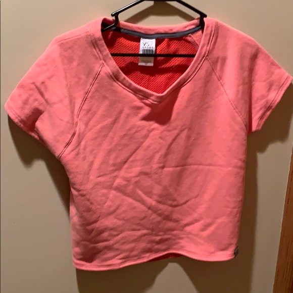 Victoria's Secret Tops - Victoria Secret VSX sport top